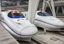 高鐵、動(dòng)車(chē)、機車(chē)